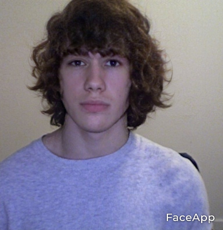 FaceApp 1682439074452
