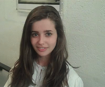 Holly earl big smile 1