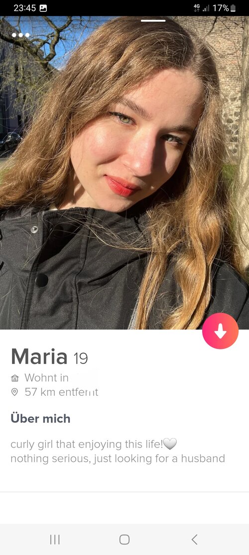 Screenshot_20230430_234508_Tinder.jpg