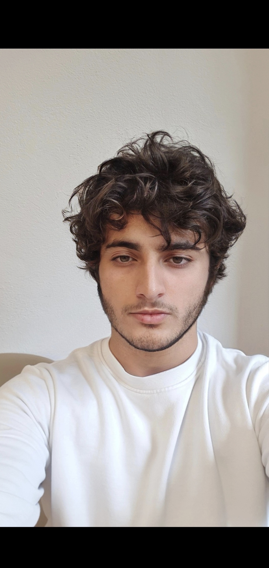 FaceApp 1683154702686