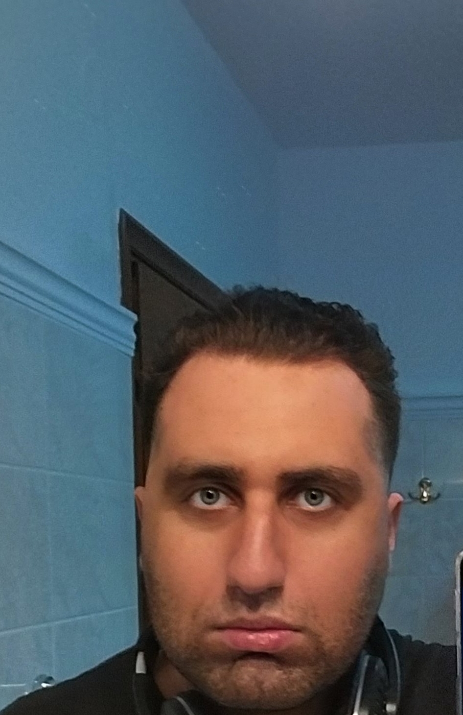 FaceApp 1683223043090