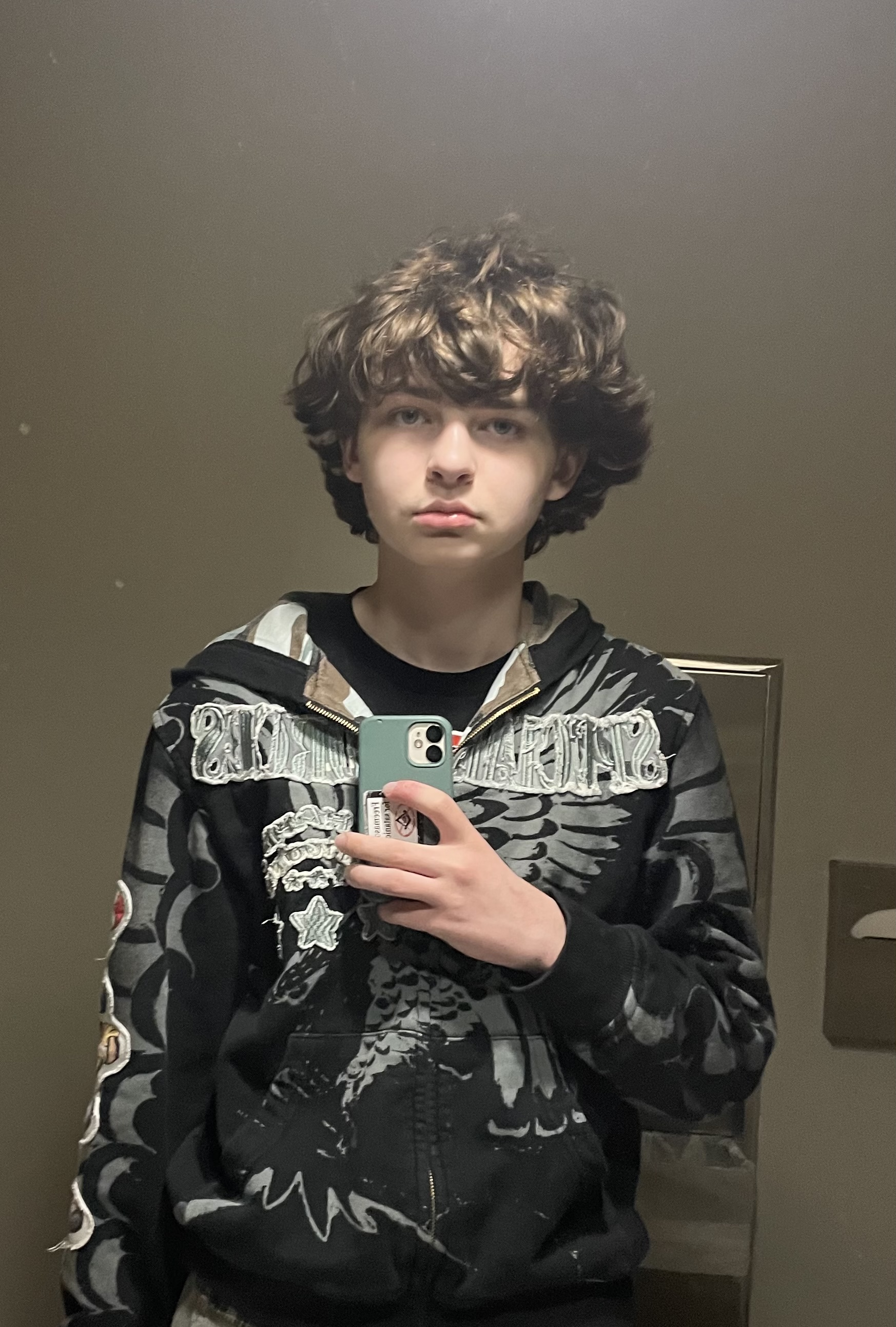 000959B0 3BFF 4B0B A8CF 17D4B06581E1