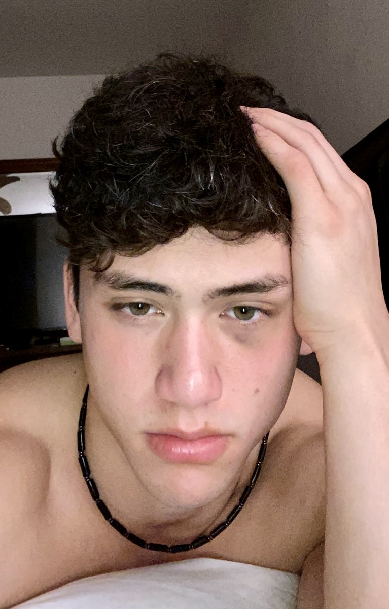 63479C02 1BFF 4A45 B553 73A48D3E7C4C