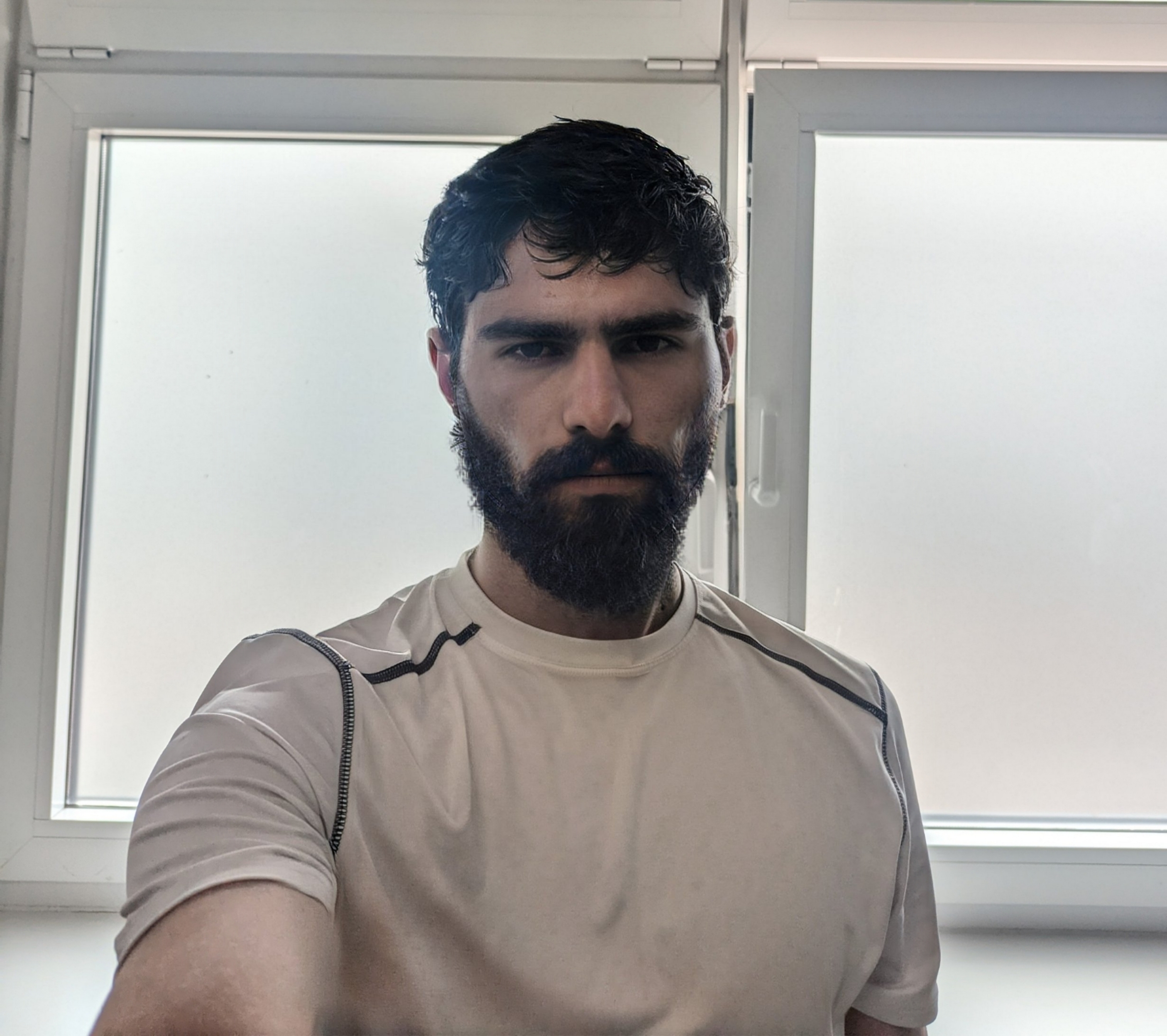 FaceApp 1655392664750