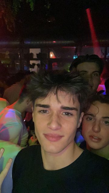SRHjVrrl