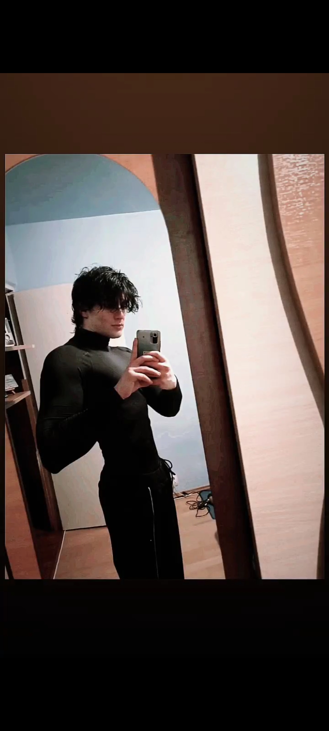 Screenshot 2023 02 06 23 35 35 948 commiuigallery