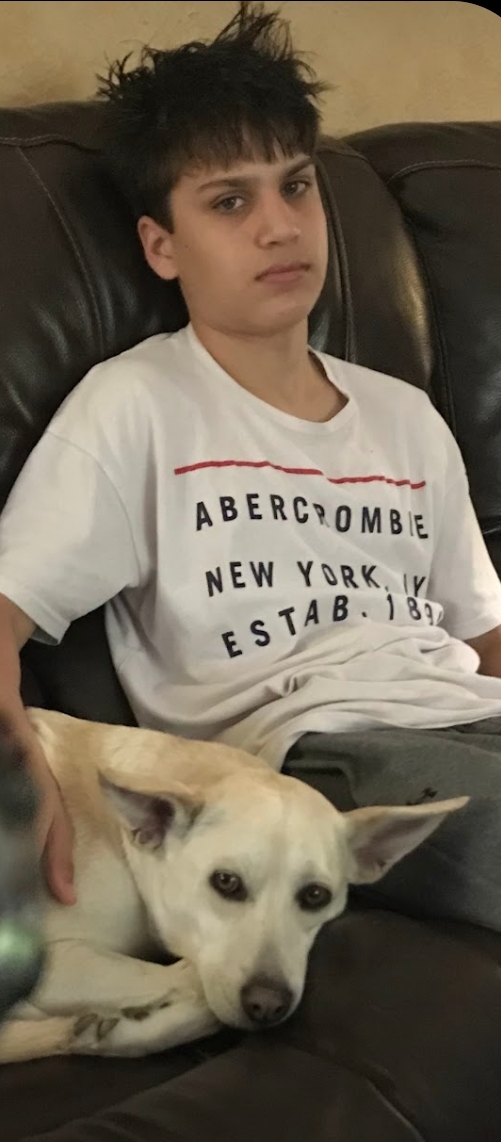 Screenshot 20230512 200417 Photos