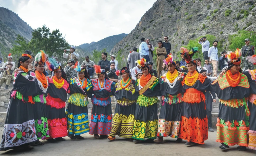 The famous non muslim ethnicity of pakistan the kalash v0 r8wthca8kn191