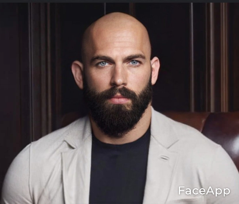 FaceApp 1684168382510