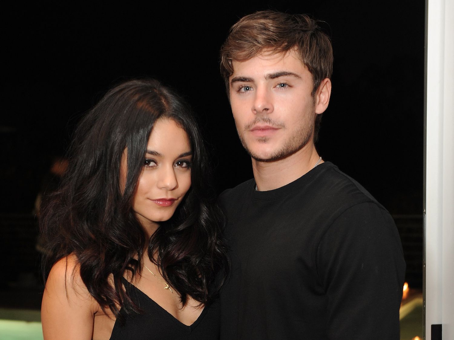 Zac efron vanessa hudgens 1 a79138dc3dc34a1ba182ae1ed6bef306