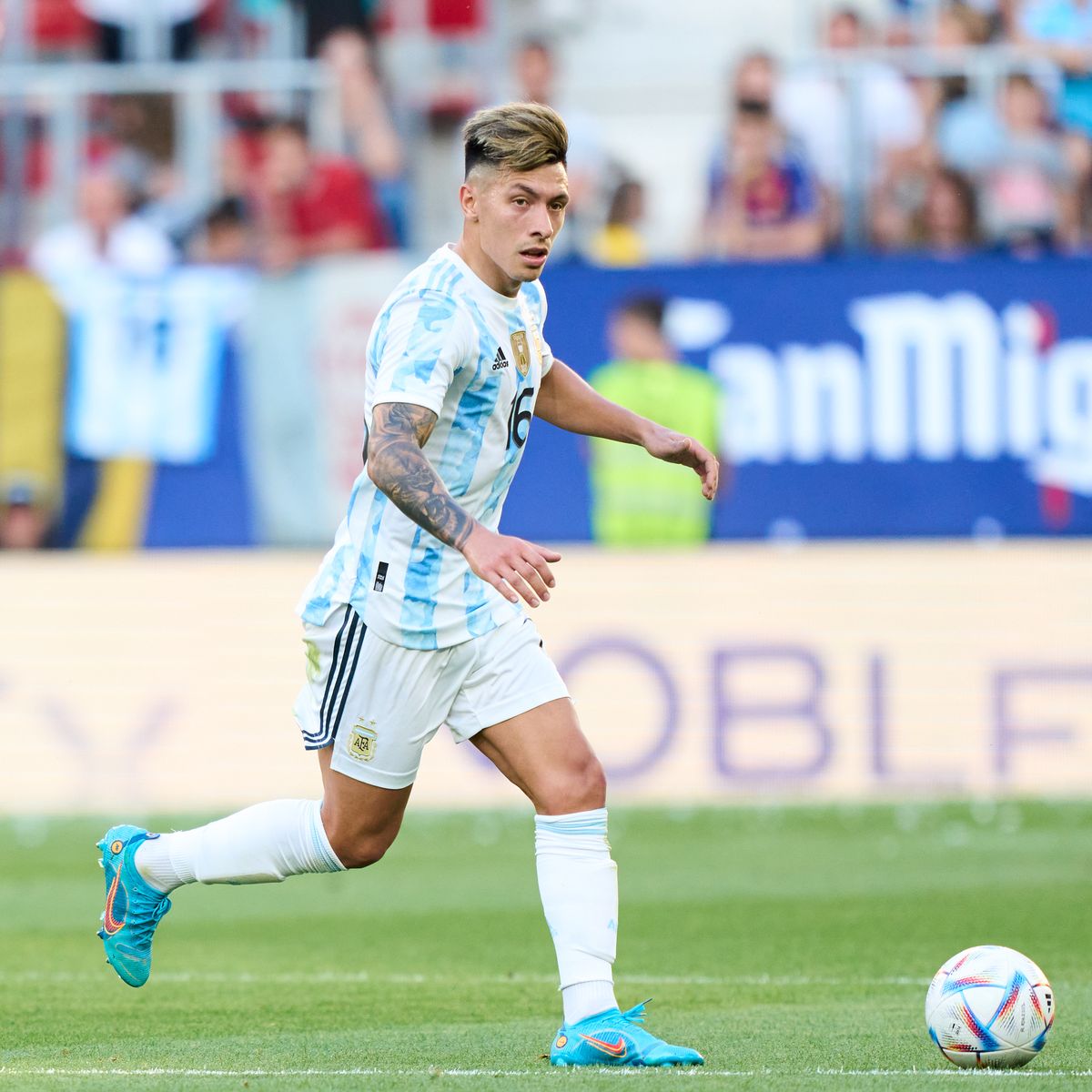 0 Lisandro Martinez