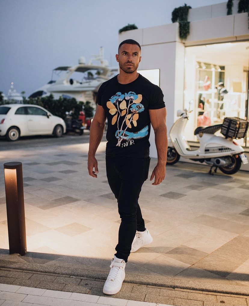 EEC02866 B3B6 45F3 99F7 CB195B01B6A7