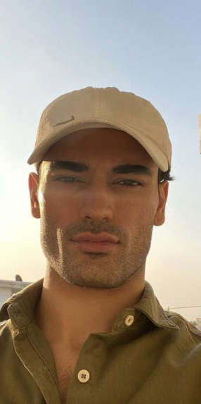 13139790 7F68 46A4 9331 DDAB1BFBF848