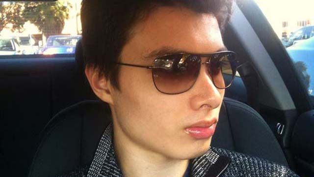 Sunglass selfie