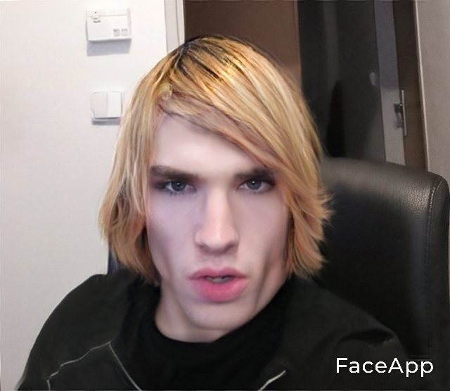 FaceApp 1685564011014