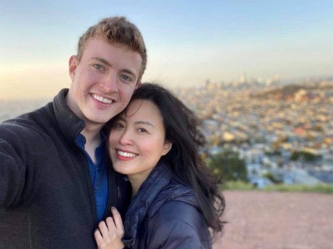 Facebook engineers lightning love with Vietnamese girl