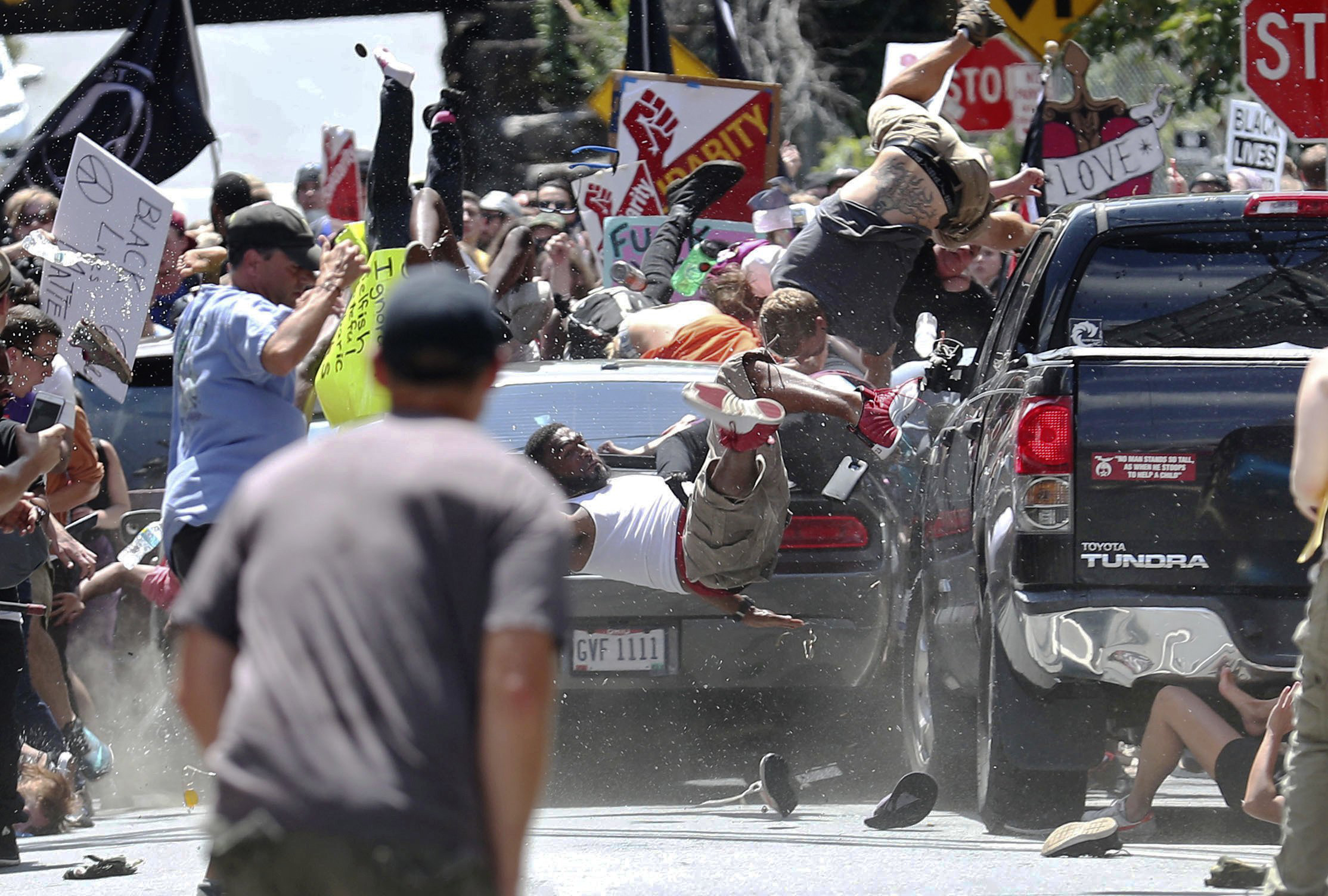 170812 charlottesville car crash graphic ew 413p