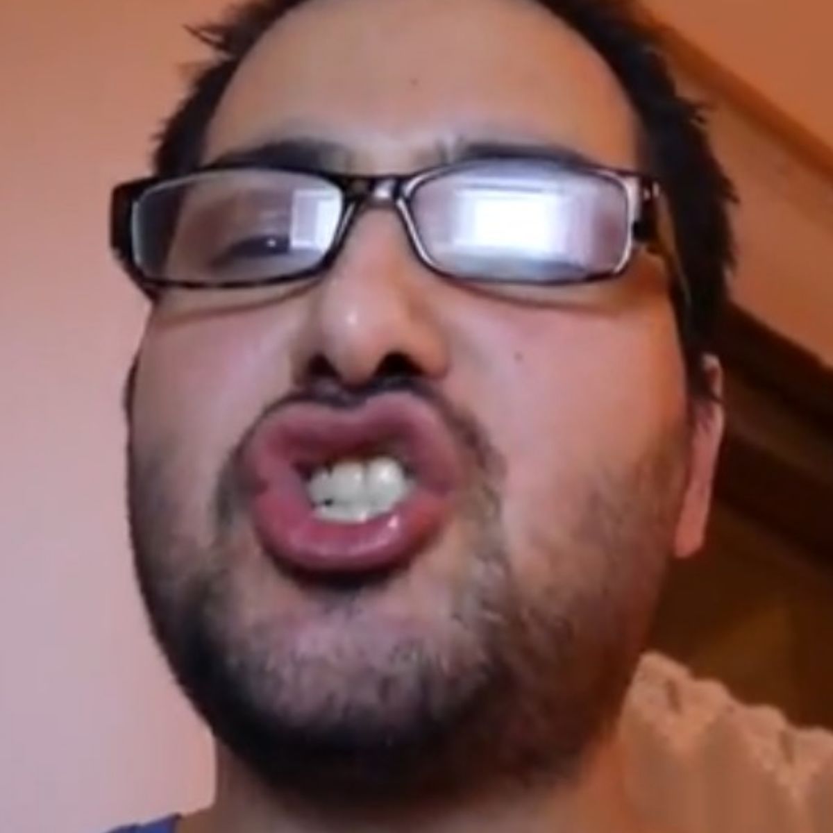 1200px Syriansubhuman