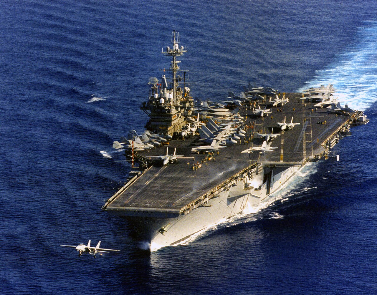 1280px USS Independence CV 62 underway at sea on 10 March 1996