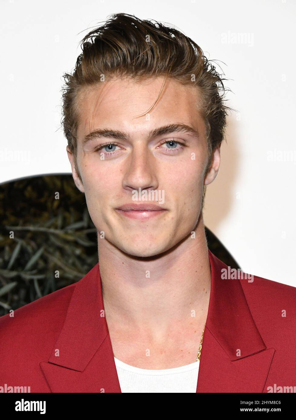 Lucky blue smith alla celebrazione 2019 gq men of the year tenutasi alla west hollywood editio