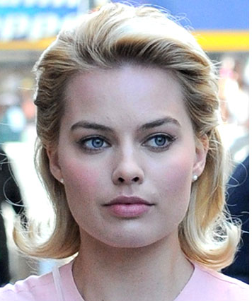 Screenshot 2023 06 23 at 13 56 23 margot robbie young   Ricerca Google