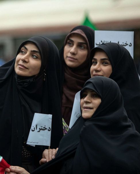 Iran hijab 2 gty gmh 221204 1670175360707 hpMain 4x5 608