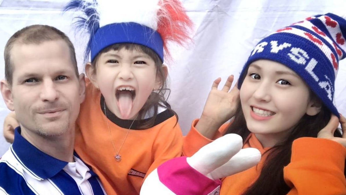 Jeon somi matthew douma