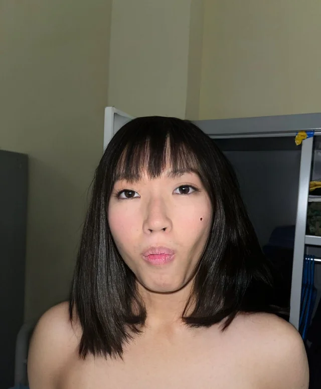 1687926963553