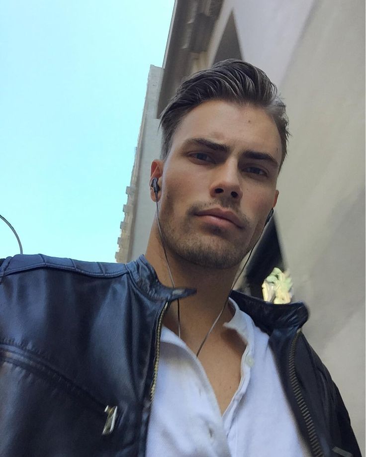3453792 87fd0f14ff1813e67d14195b61b41843  andreas instagram