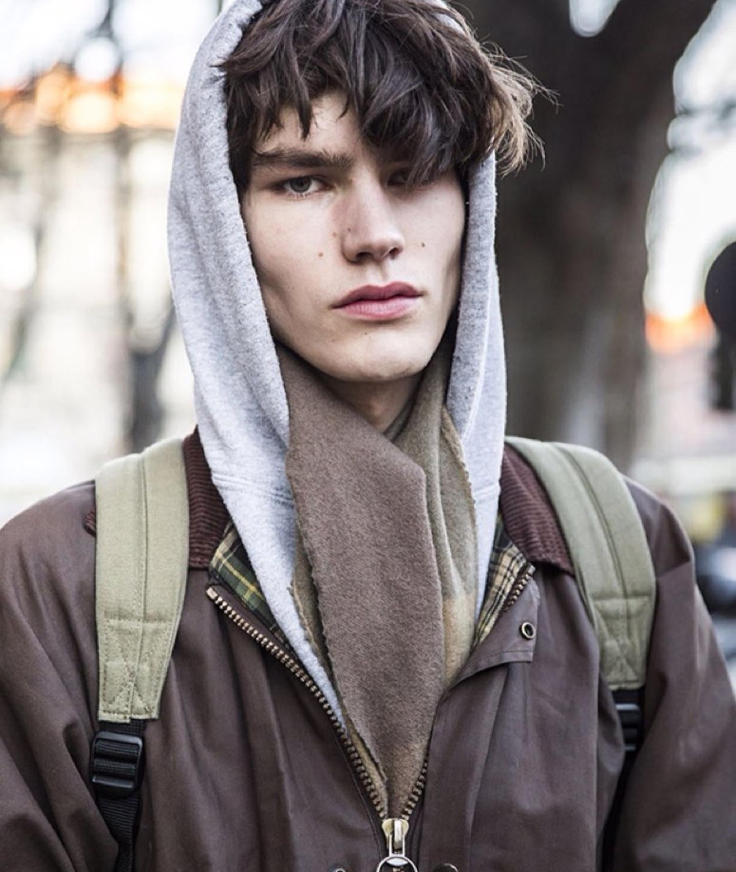 Elias de poot v0 p3sygnndwkla1