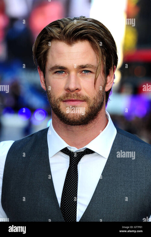 3067862_chris-hemsworth-attending-the-premiere-of-guardians-of-the-galaxy-G77F01.jpg