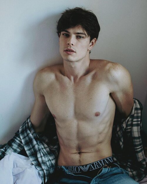 Alexanderzanoza 275757703 326233256028999 8299005385712115304 n