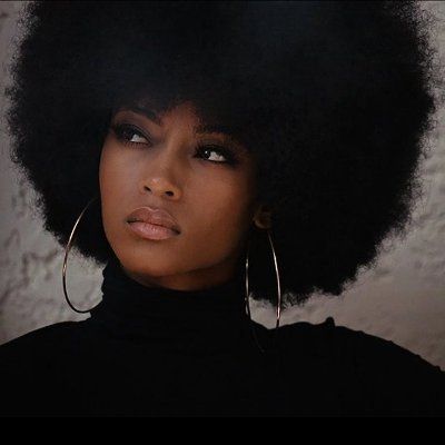 Yaya DaCosta