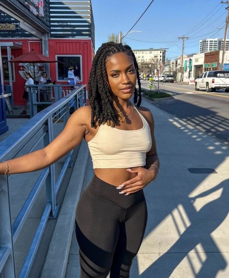 D3B938CF 199C 483B 959C DE02CAA4677B