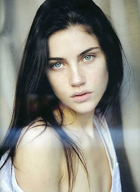 Main qimg a82821a751a3dc4b9262598cef142591 lq