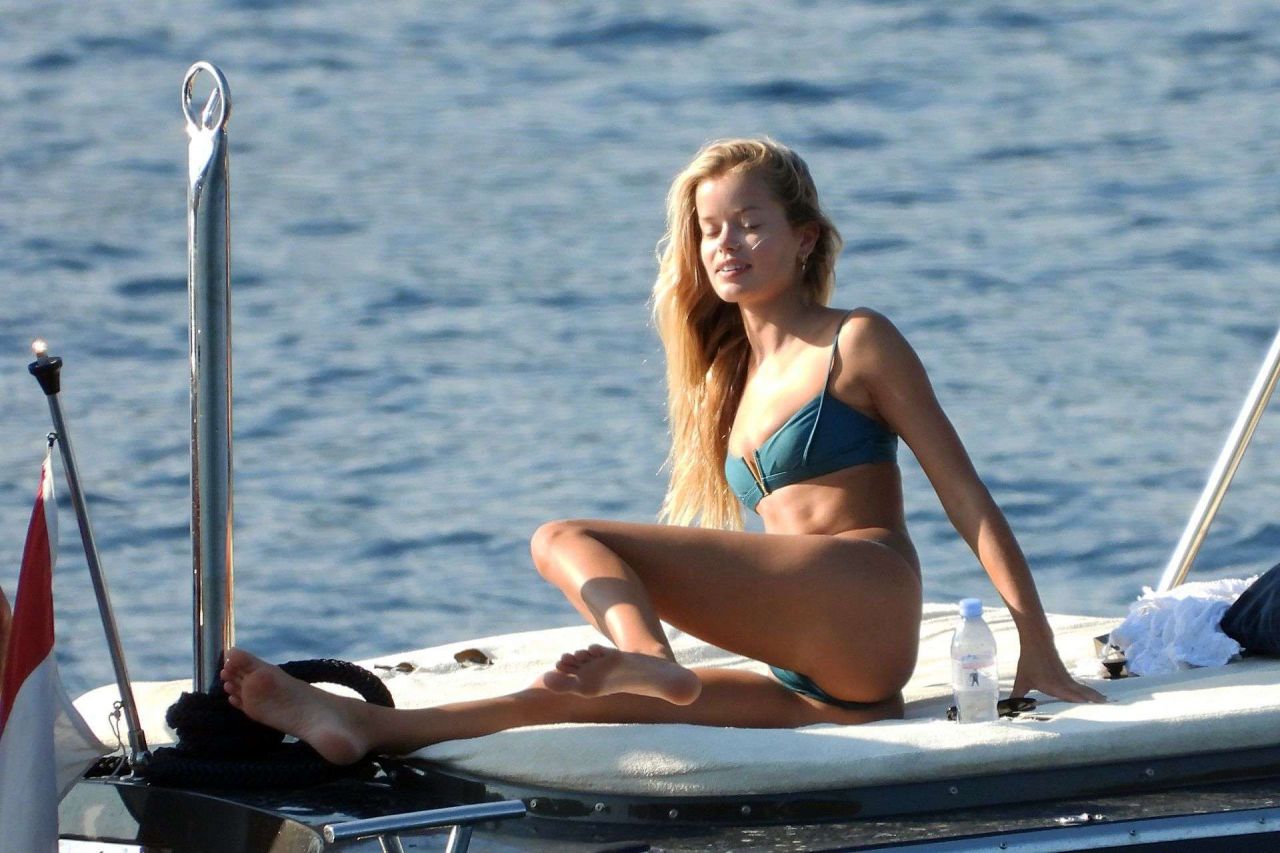 Frida aasen in a bikini on a yacht in south of france 08 14 2020 8