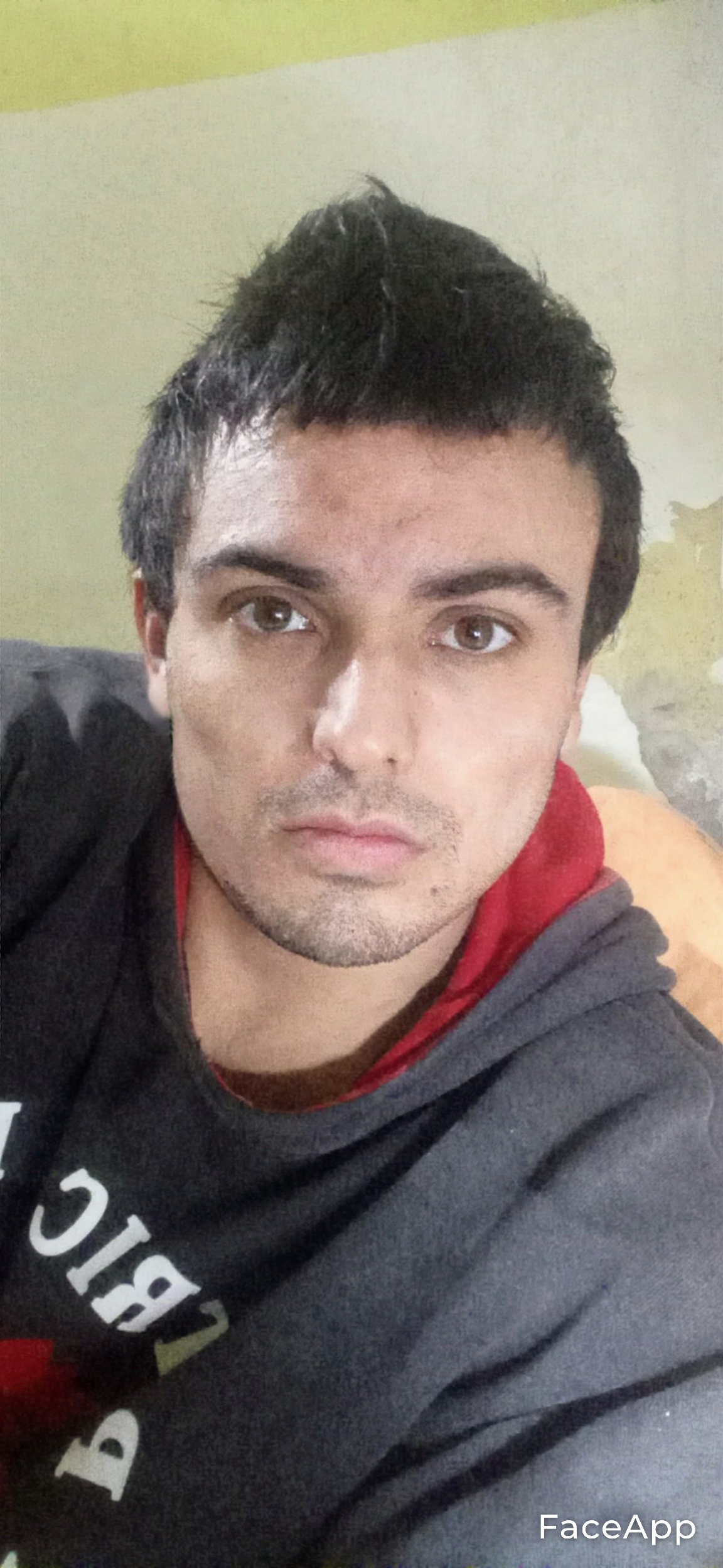 FaceApp 1688845907810