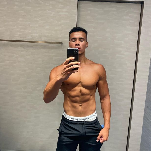 AA26EDEA 8A77 4656 BC18 6DCEB5F8AF7E