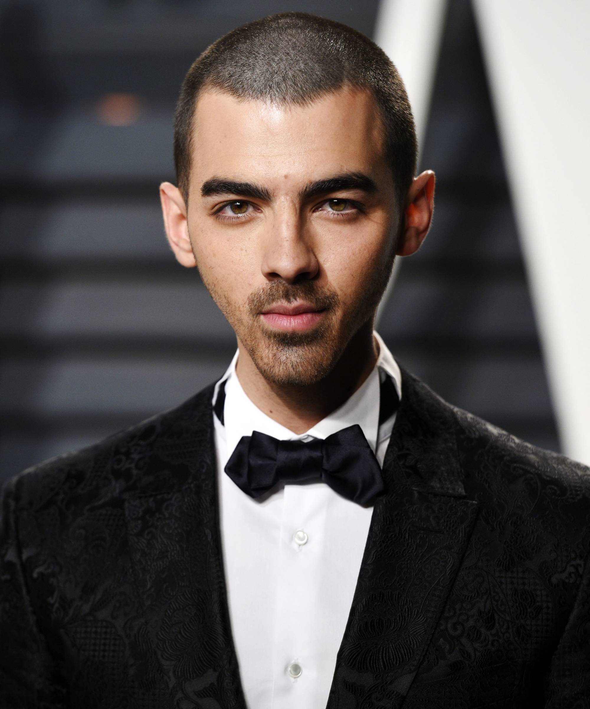 Picsart 23 07 12 04 12 38 551