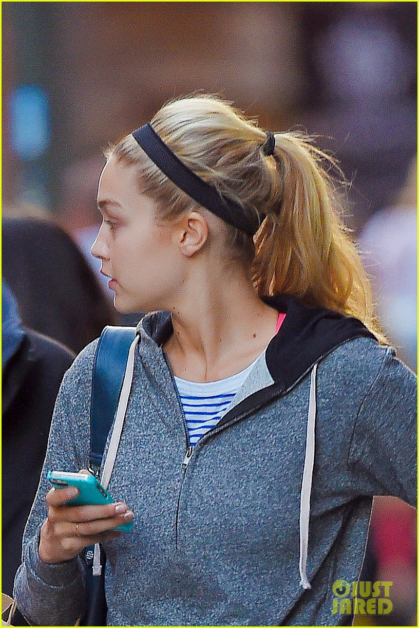 Gigi hadid loves 5 seconds of summer 03