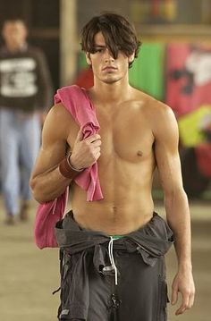 Baba67fb315927299ca28754fb8a00fe  baby hairs hot hunks