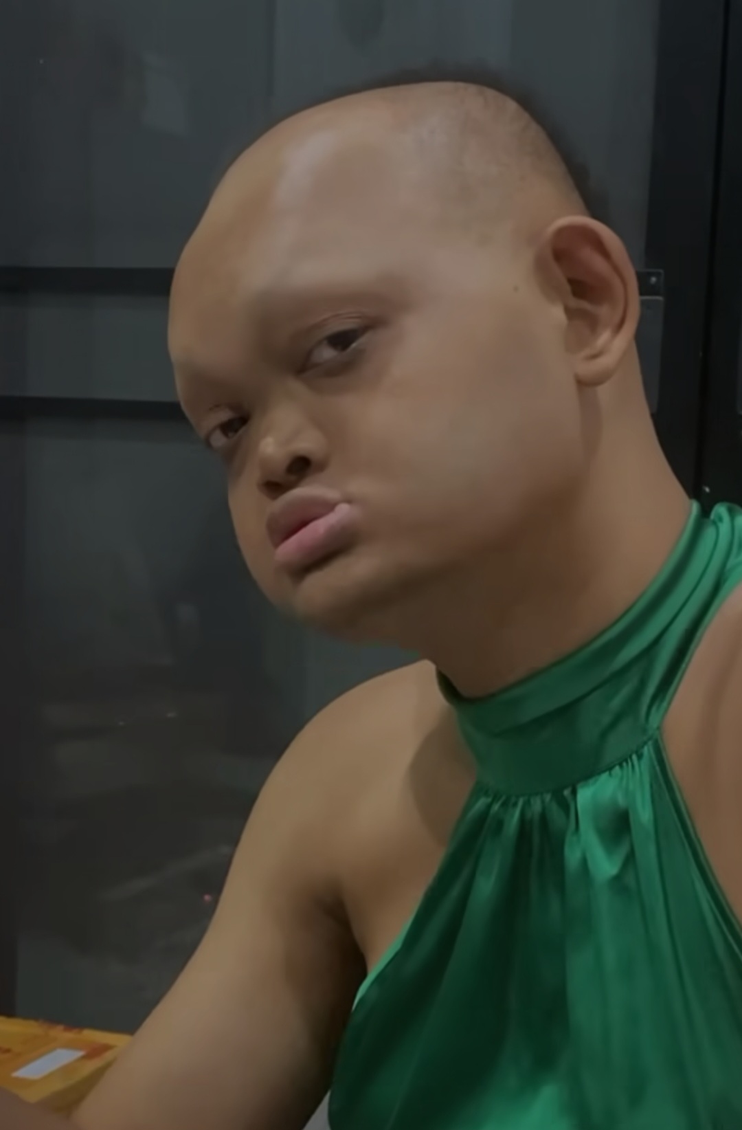 1000010442
