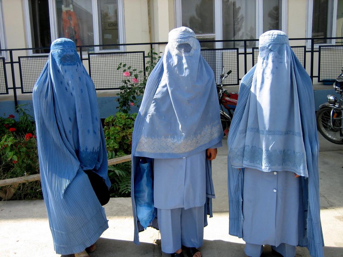 Burqa web