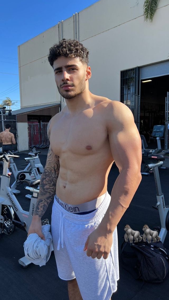 556A9CC9 1EF1 446B AA85 B0FF33403387