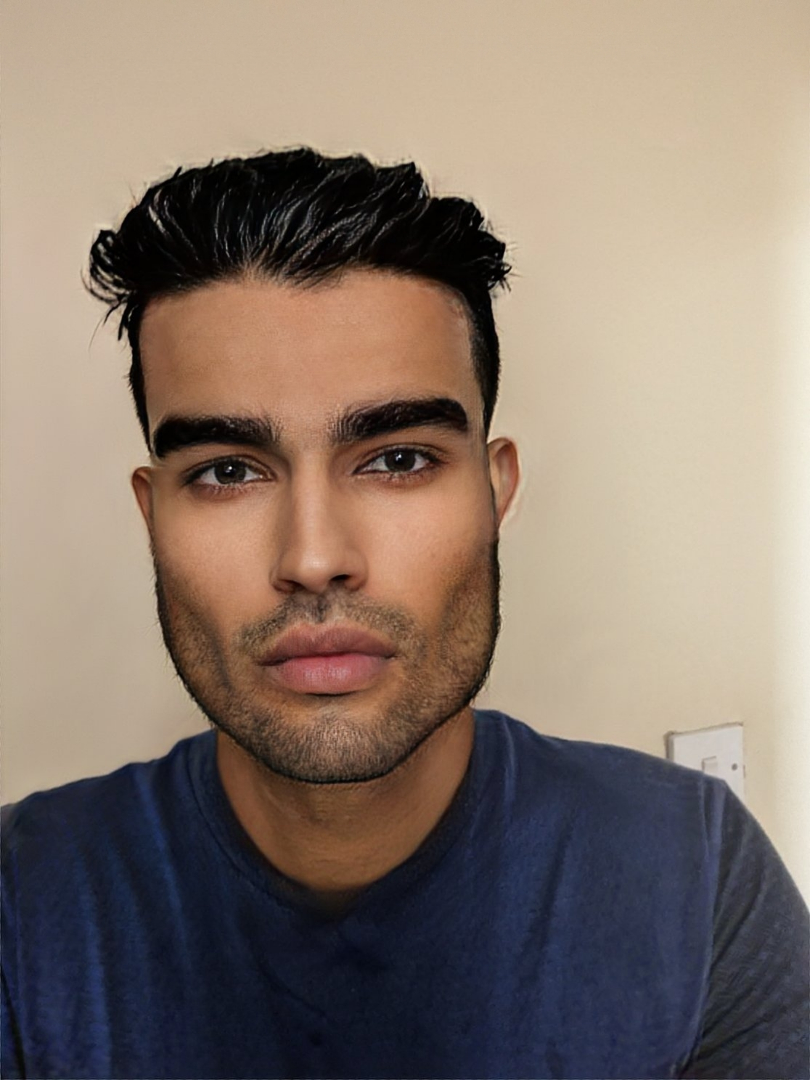 FaceApp 1690744397218
