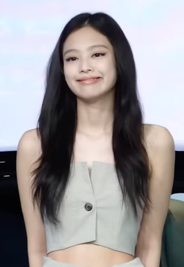 1691210071872