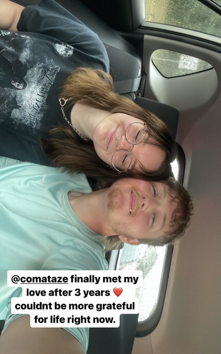 9EAF0E7C 84F9 4081 8D60 F7824A89C366