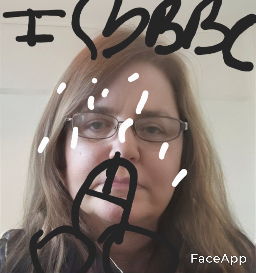 FaceApp 1691444107416