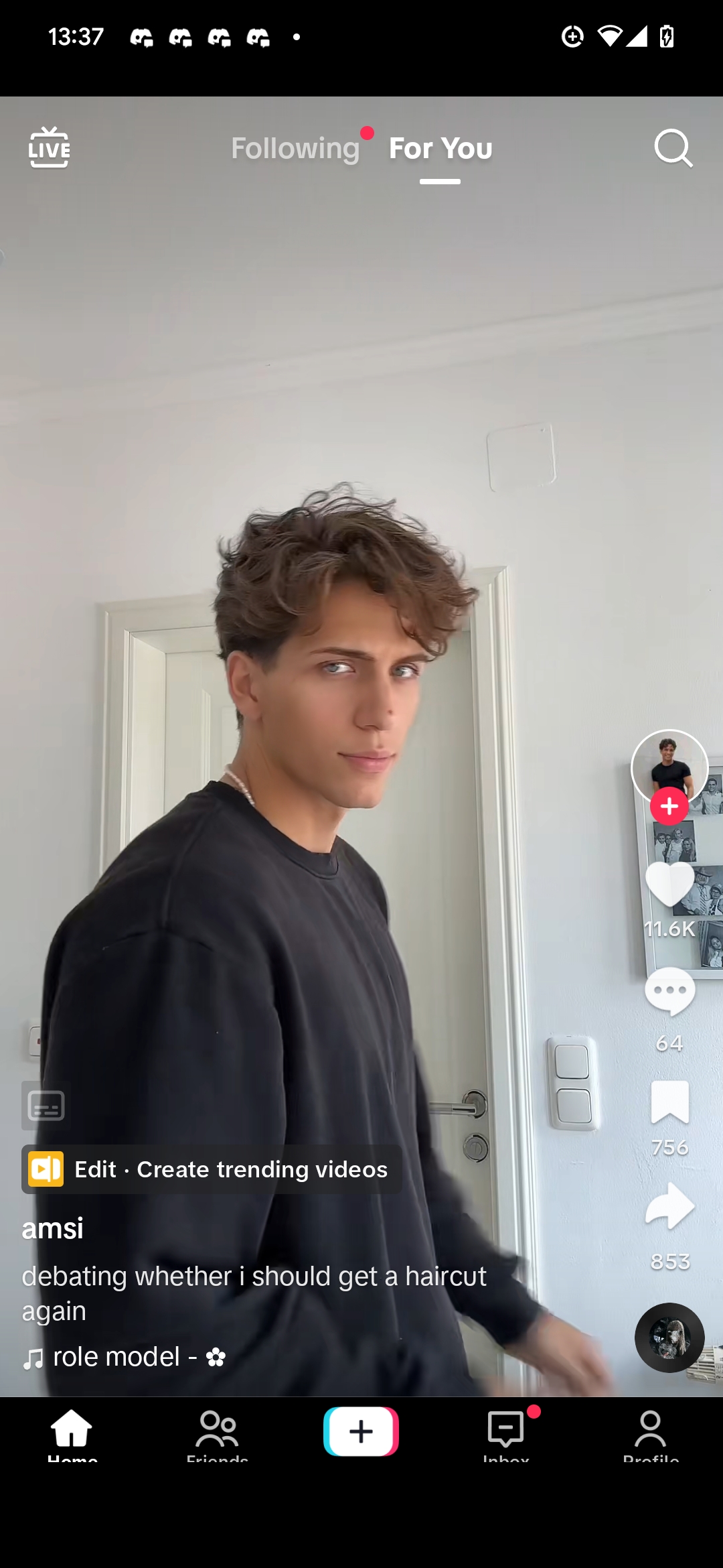 FaceApp 1691584686358