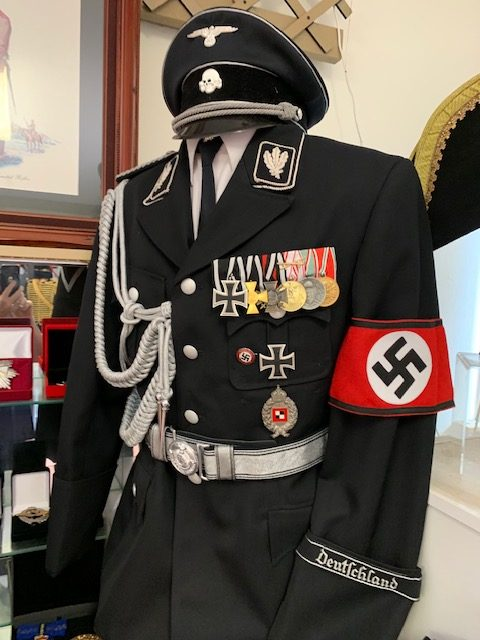 1691940227856